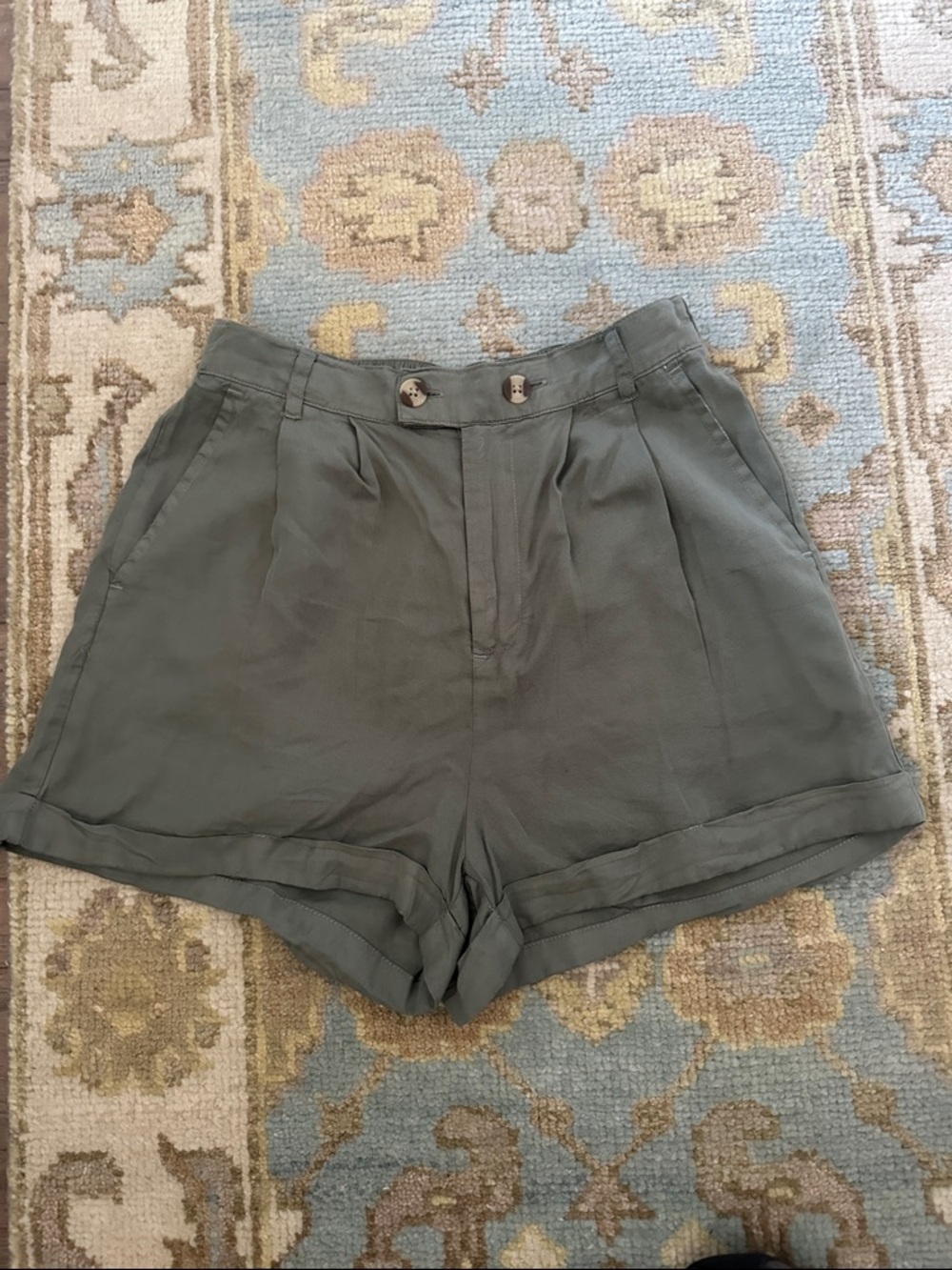 Thread & SUPPLY -Waist WAIST Olive Green Women’s Shorts